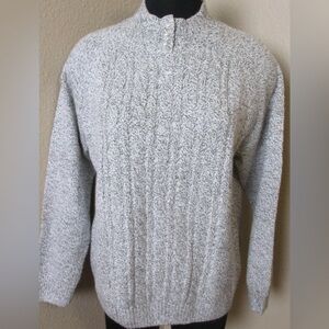 Karen Scott women’s Light Gray Zip-Up Sweater